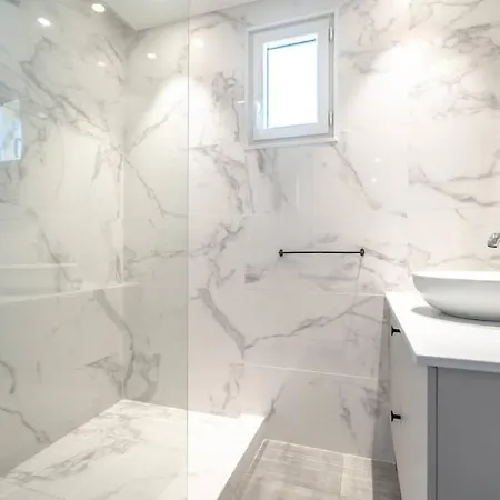 Le Sublime L View & Terrace L Shellter Saint-Tropez