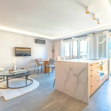 Le Sublime L View & Terrace L Shellter * Saint-Tropez